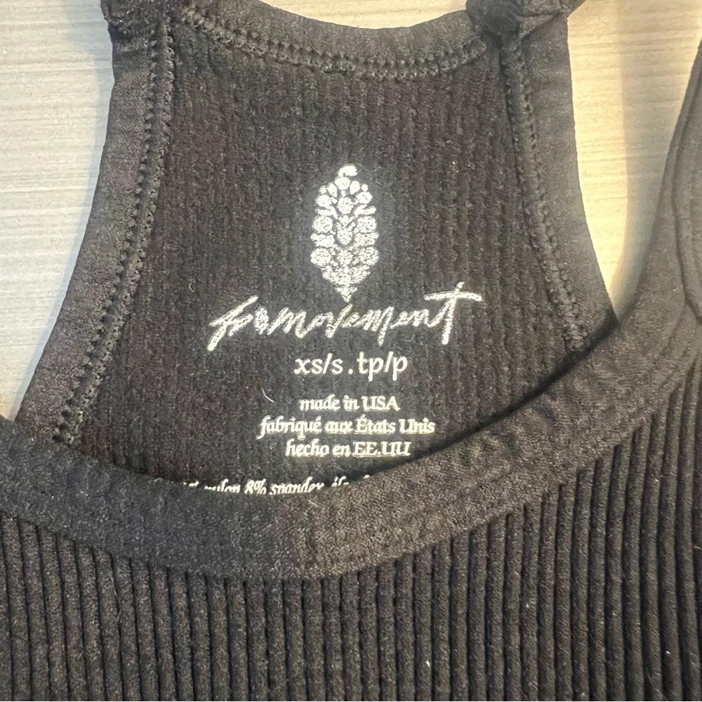 NWOT Free People Movement Happiness Runs Crop in Black, Size XS/S - Picture 7 of 13